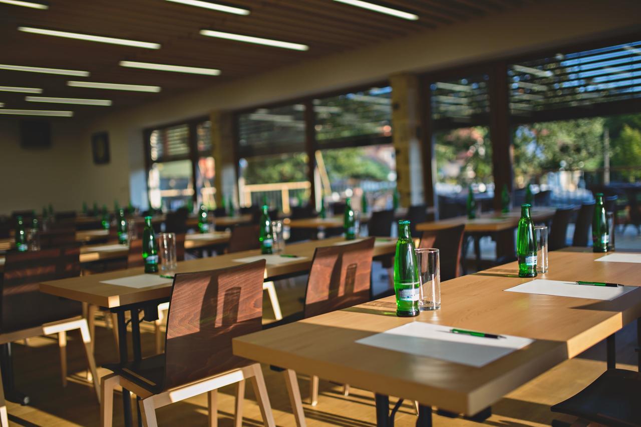 Statek Ceska Lipa Myslovice Hotel Klatovy Ngoại thất bức ảnh