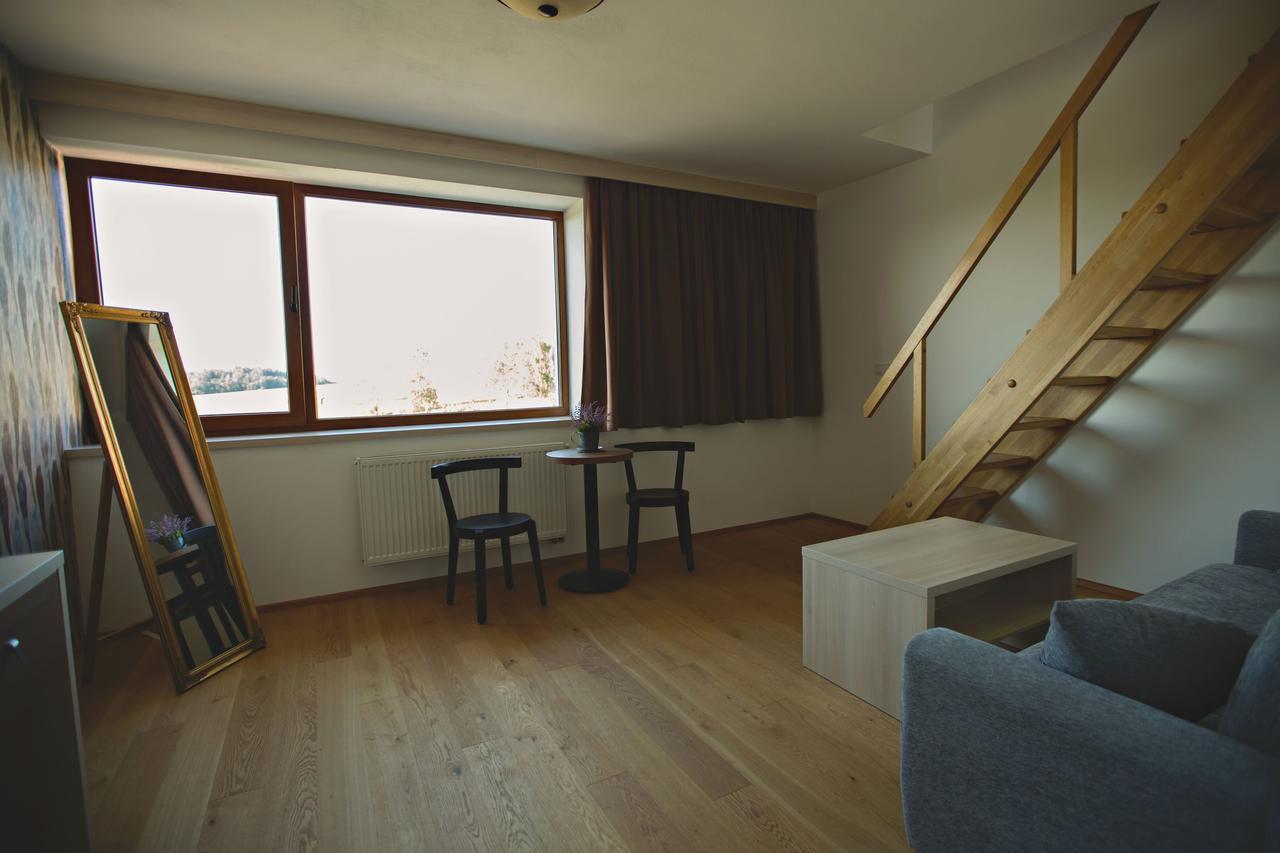 Statek Ceska Lipa Myslovice Hotel Klatovy Ngoại thất bức ảnh